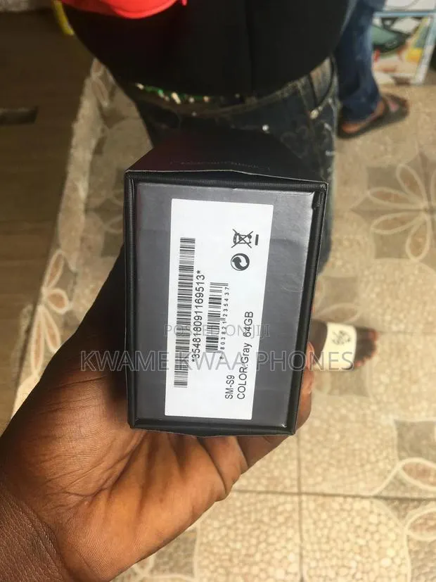 New Samsung Galaxy S9 64 GB Black · Photo 1
