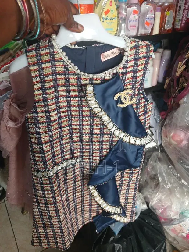 Girls Designer Dressvwith Broche · Photo 1