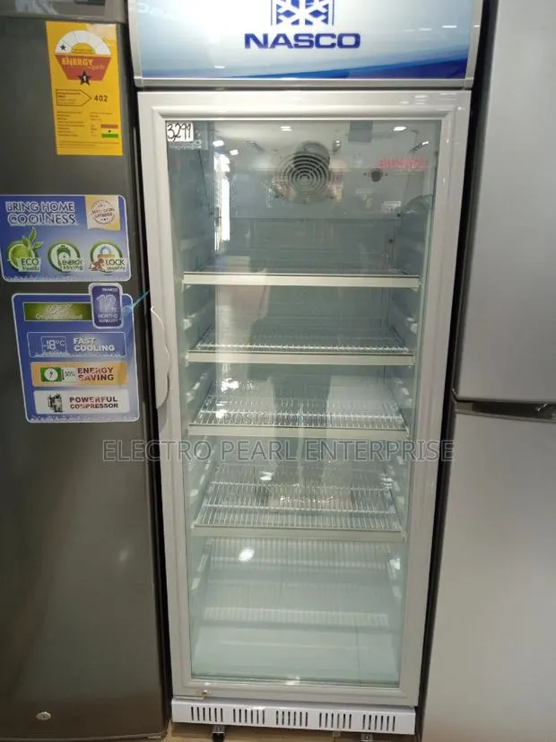 Nasco Display Fridge · Photo 1