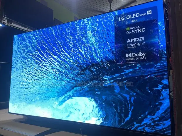 77 Inches C5 LG Oled 144 Hz at Uhd HRD Optimize Gaming TV Smart Uk TV · Photo 1