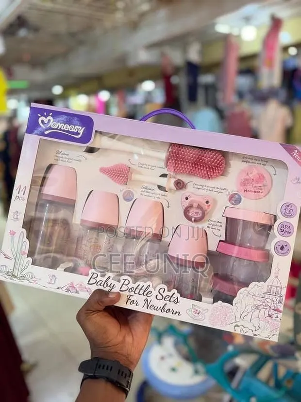 Baby Bottle Set for Newborns · Photo 1