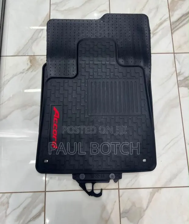 2018-2025 Honda Accord Floor Mats · Photo 1