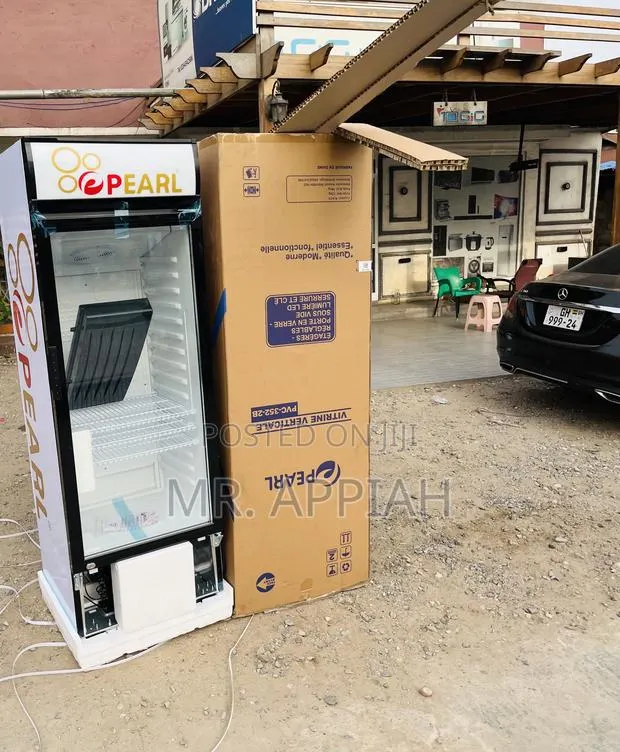 Super Cooling Pearl PVC-352-2b Single Door Beverage Cooler. · Photo 1