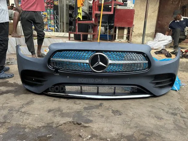 Complete Front Bumper Eclass 2020-2021-2022-2023-2024 · Photo 1