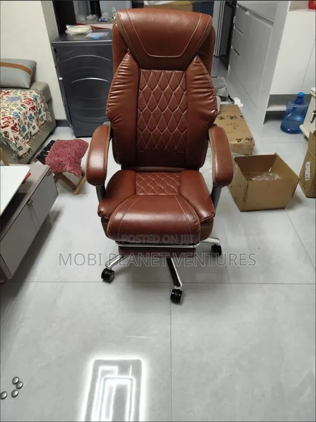 Leather Office Chair · Photo 3