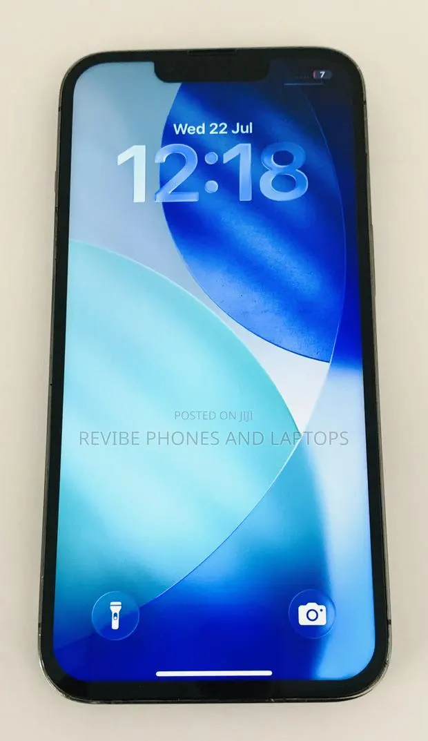 Apple iPhone 13 Pro 128 GB Black · Photo 1