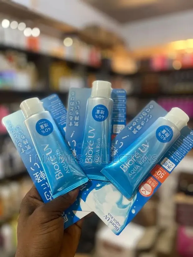 Biore Uv Aqua Rich Watery Essence Spf50+ Sunscreen · Photo 1