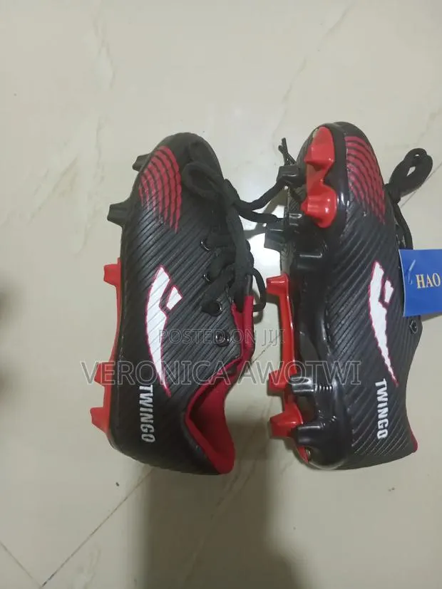 Kids Football Boot · Photo 1