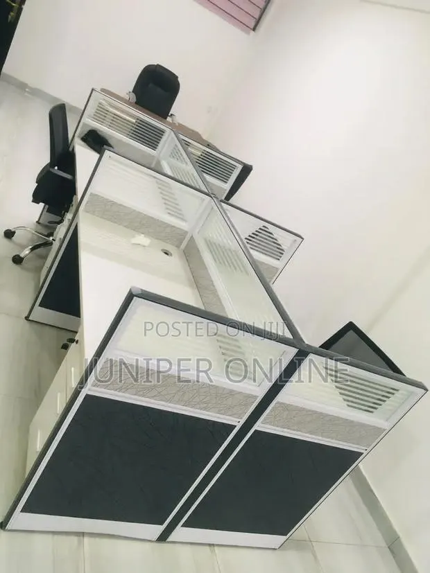 6 in 1 Workstation ( Office Furniture) Structured Cuped · Photo 1