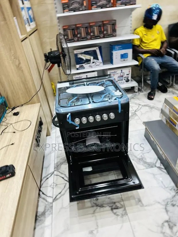 Zealous Sleek Black 4burner 60/60 Oven Grill · Photo 1