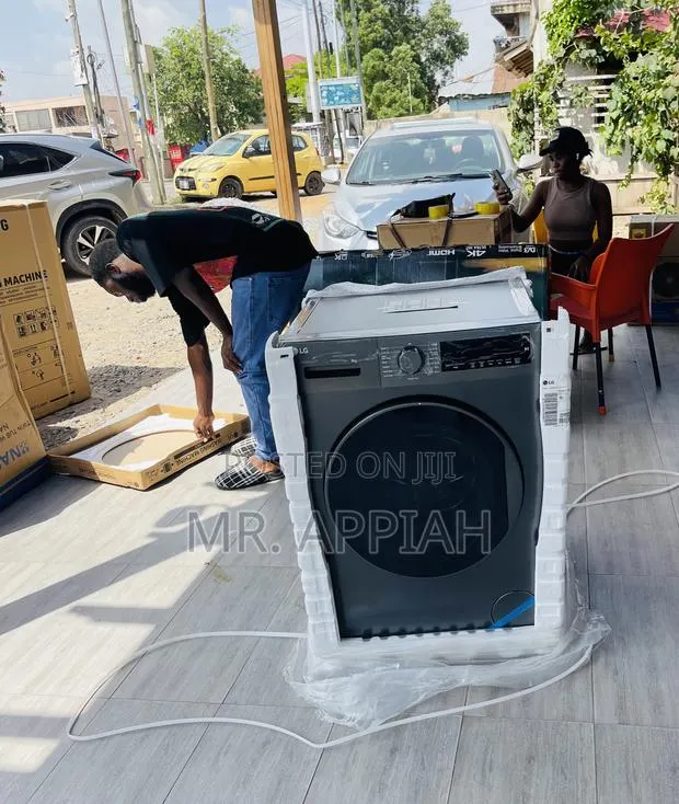 Order Affordable Lg 8kg Front Load Washing Machine(Built In) · Photo 1