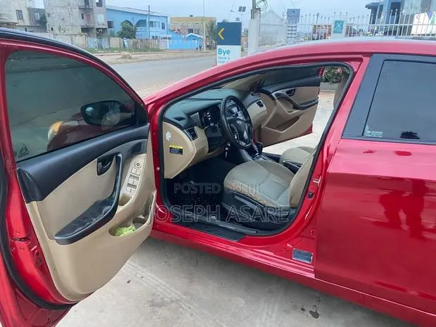 Hyundai Elantra 2014 Red · Photo 1