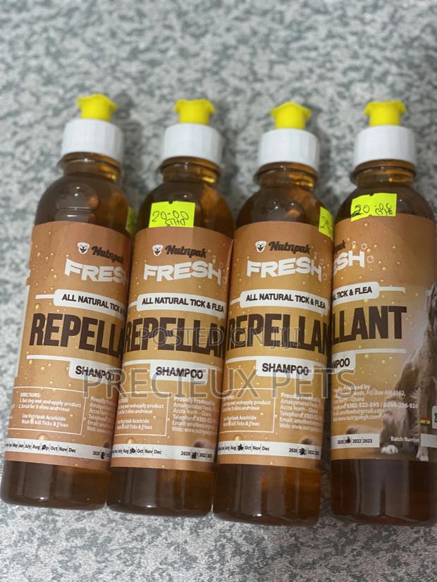 Ticks And Fleas Shampoo · Photo 6