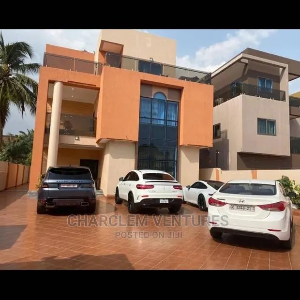 Furnished 5bdrm House in East Legon for Rent · Photo 1