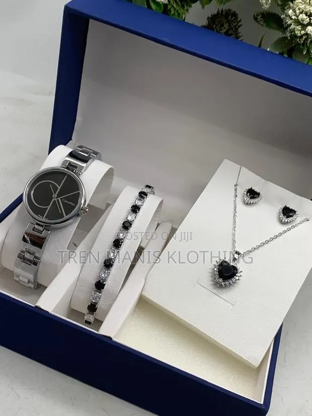 Silver Calvin Klein Watch · Photo 1