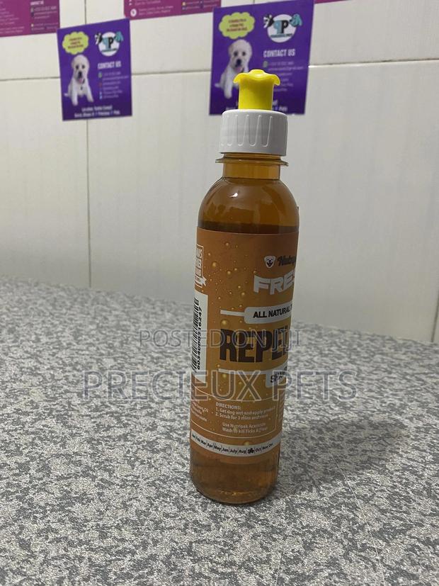 Ticks And Fleas Shampoo · Photo 3