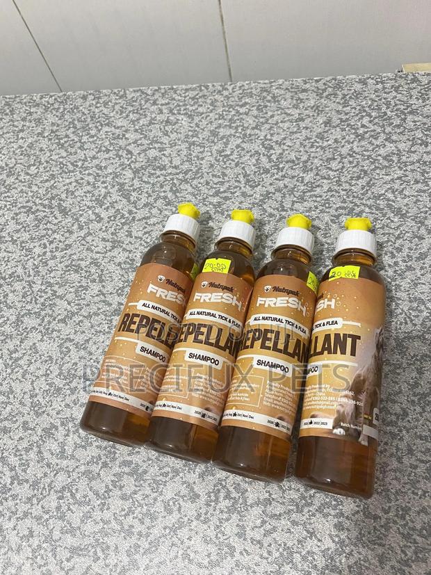 Ticks And Fleas Shampoo · Photo 5