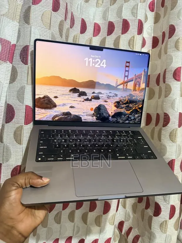 Laptop Apple MacBook Pro 2023 M2 Pro 16GB Apple M2 SSD 512GB · Photo 1