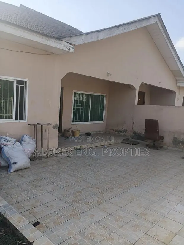 3bdrm House in Adenta Malejor for rent · Photo 1