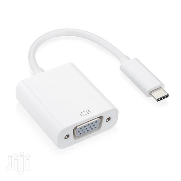 USB Type-C (Male) to VGA (Female) Adapter Cable (22cm) · Photo 3