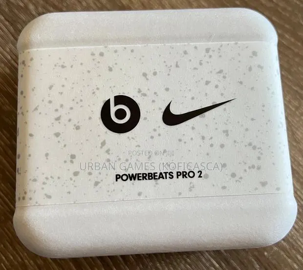 Powerbeats Pro 2 - Nike Special Edition · Photo 1