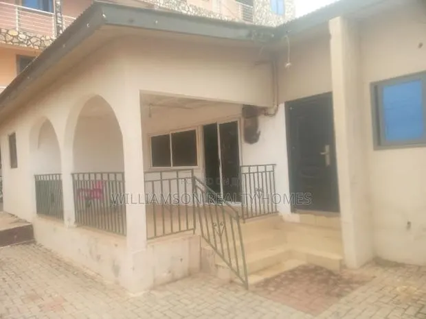3bdrm Apartment in Devtraco Estate Road, Spintex for rent · Photo 1