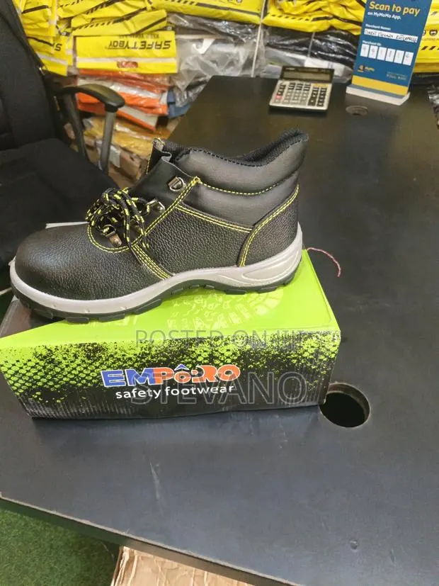 Empopro Safety Boot · Photo 1