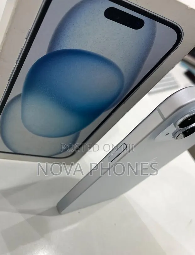 New Apple iPhone 15 128 GB · Photo 1