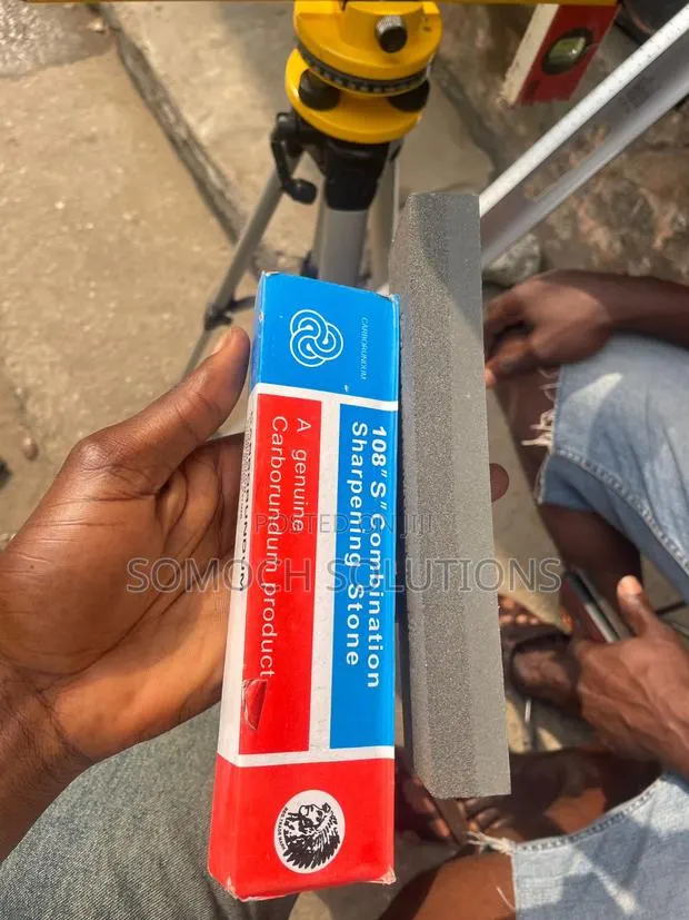 108" S " Combination Sharpening Stone a Genuine Carborundum · Photo 1