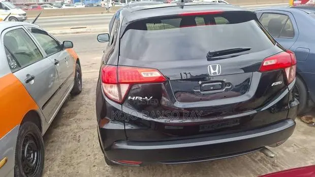 Honda HR-V LX AWD 2017 Black · Photo 1