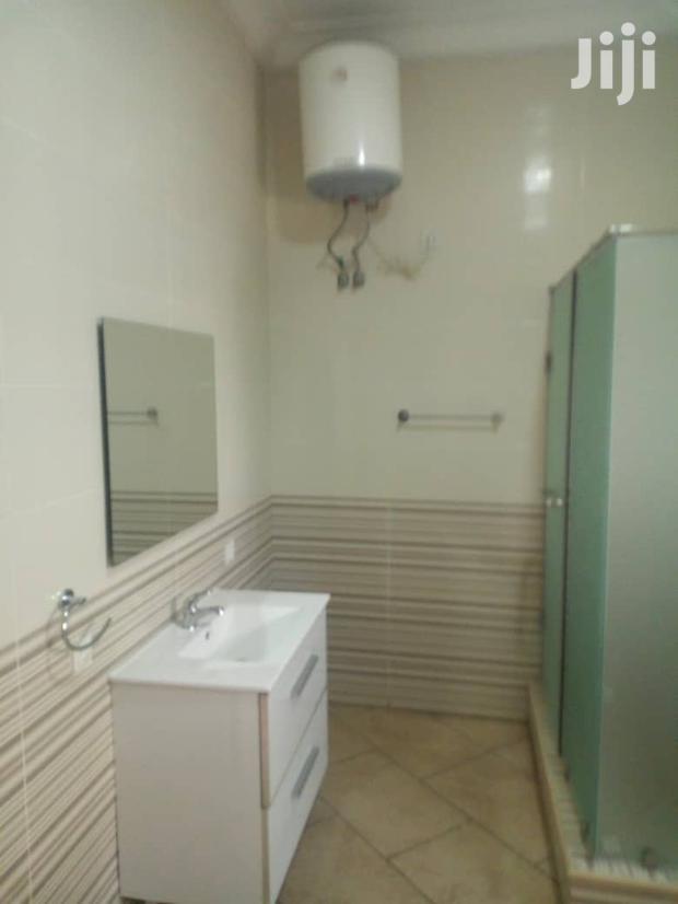 4bdrm House in Accra Metropolitan for Rent · Photo 5