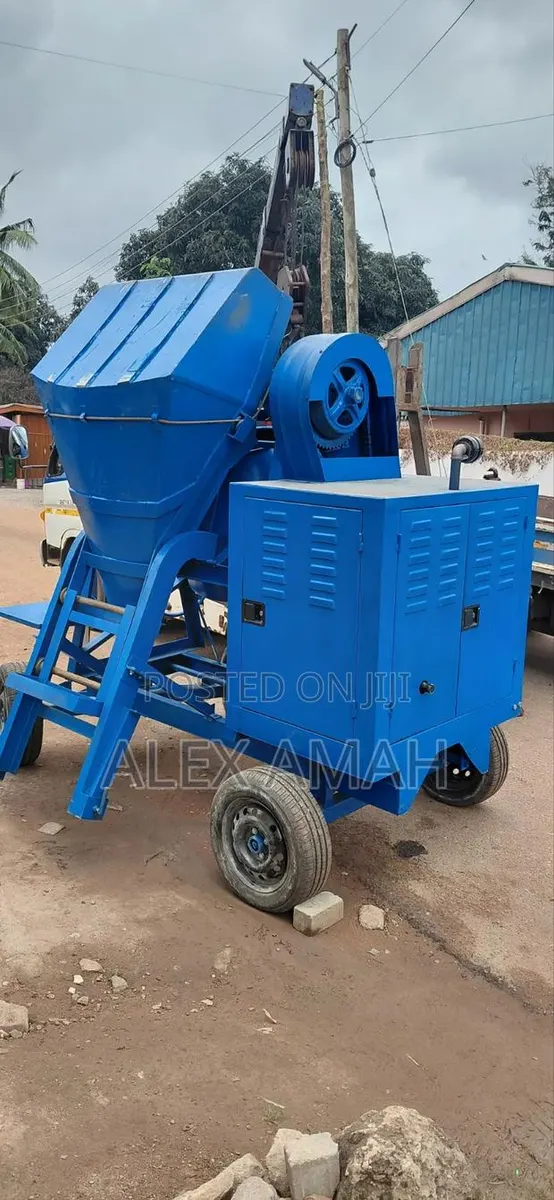 Concrete Mixer · Photo 1