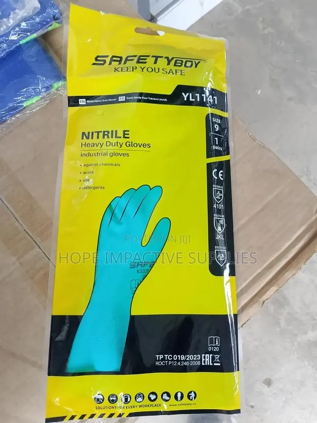 High Quality Safety Boy Nitrile Gloves. · Photo 1