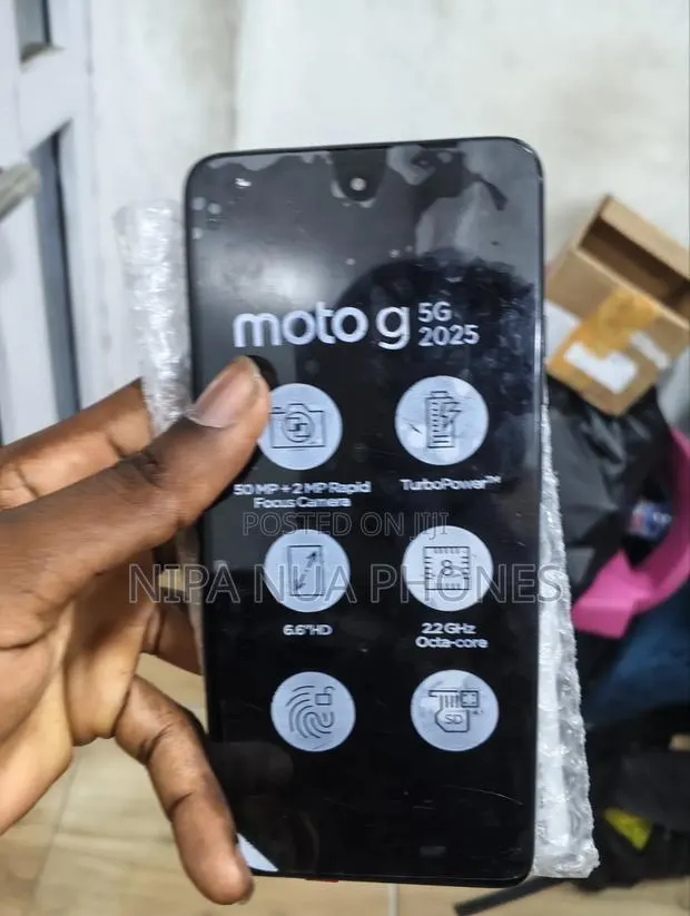 New Motorola Moto G Power (2025) 128 GB Gray · Photo 1