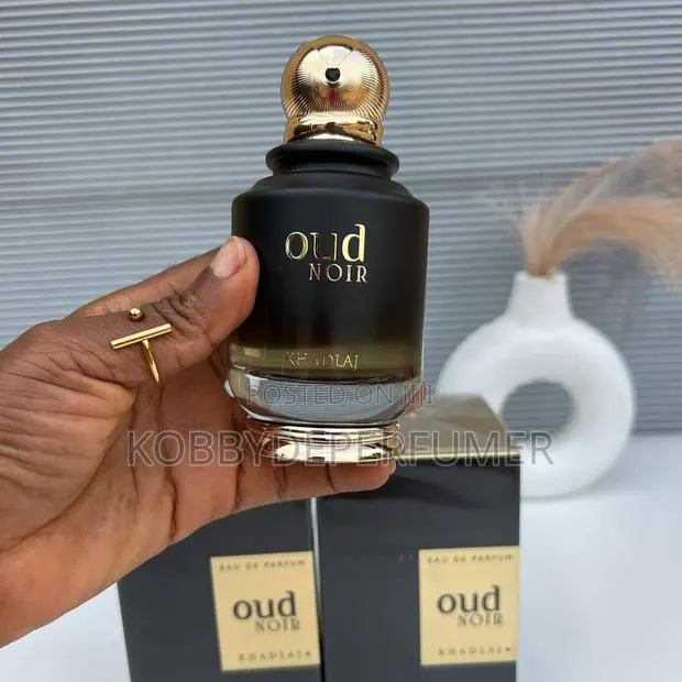 Oud Noir Perfume · Photo 1