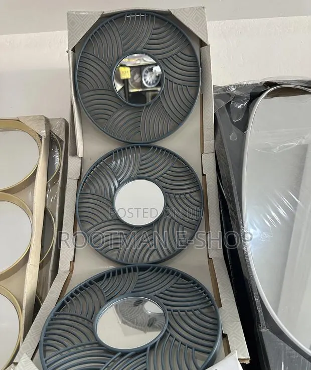 Set of 3 Nerissa Blue Mirrors - Blue · Photo 1