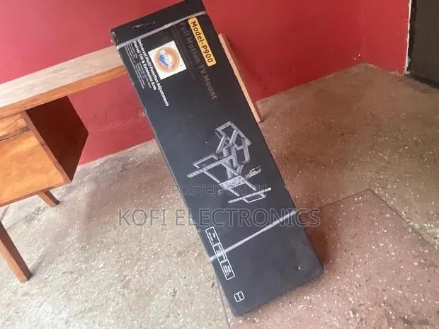 Adjustable 32–75” Tv Bracket Solid Safe · Photo 1