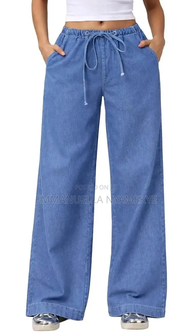 Wide-Leg Elastic-Waist Denim Jeans · Photo 1