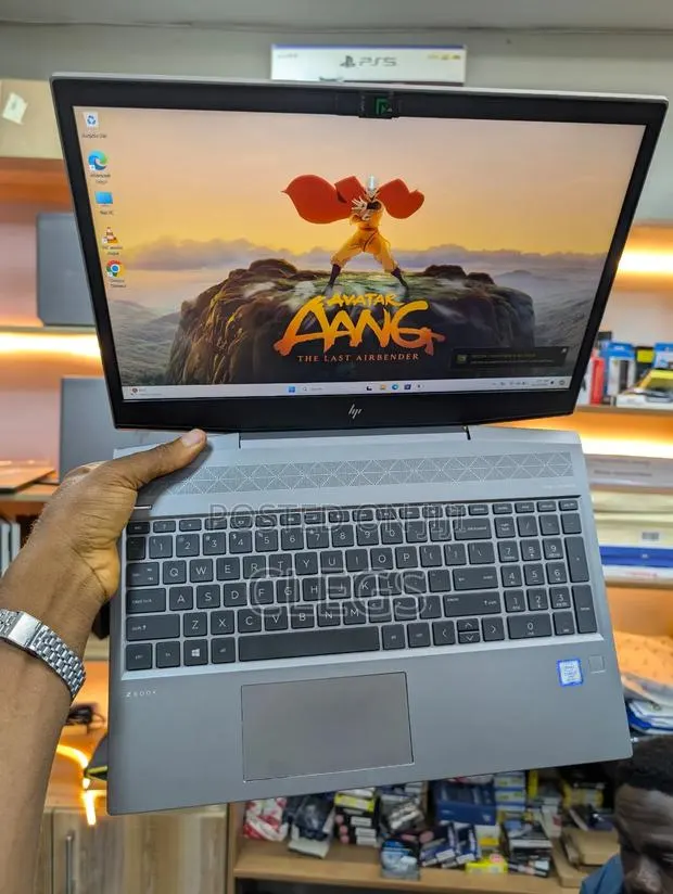 Laptop HP ZBook 15 16GB Intel Core i7 SSD 512GB · Photo 1