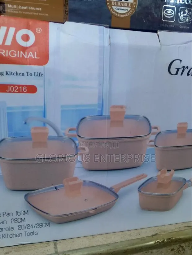 5 Set Quality Non Stick Cookware · Photo 1