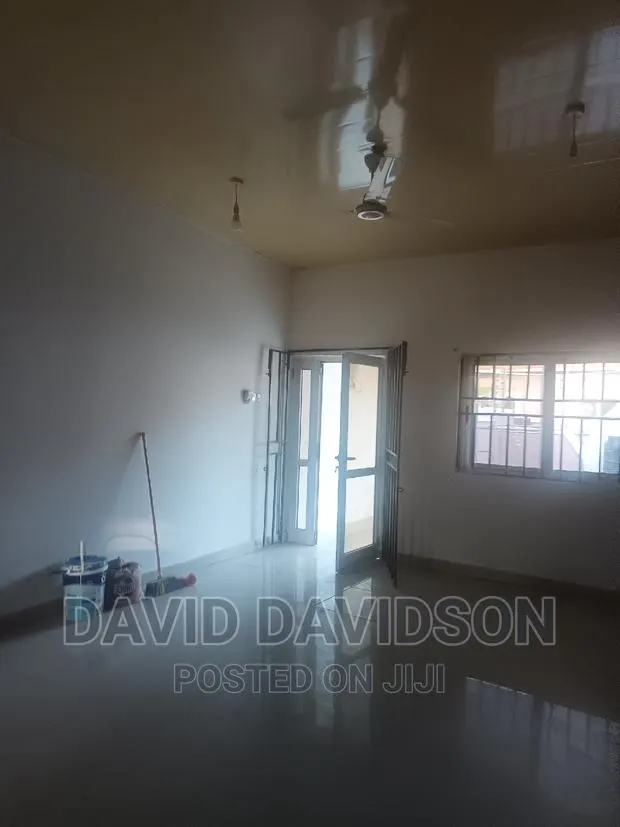 2bdrm Mansion in Executive 2 Bedroom, Tema Metropolitan for rent · Photo 1
