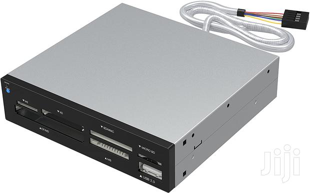 ALL-IN-ONE Internal 3.7 '' Media Card Reader · Photo 1