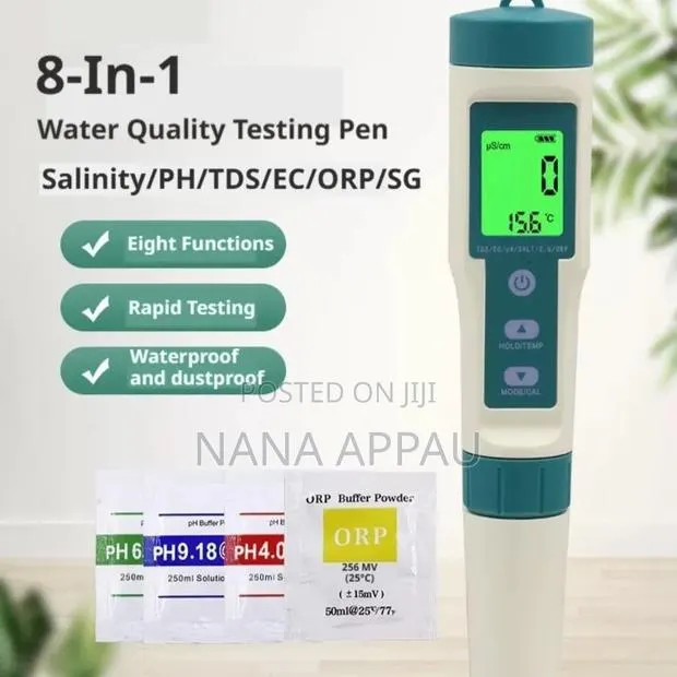8-in-1 Multi-Parameter Water Quality Tester · Photo 4