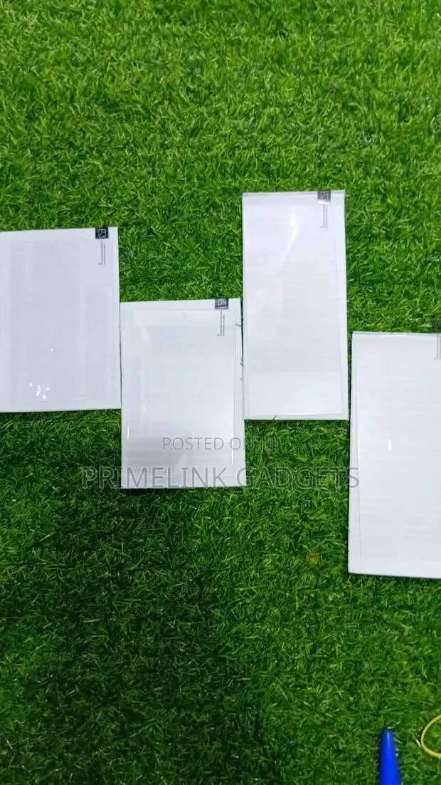 Samsung Galaxy Z Fold 8 and 8 Ultra Curved Edge Clear Screen Protector · Photo 1