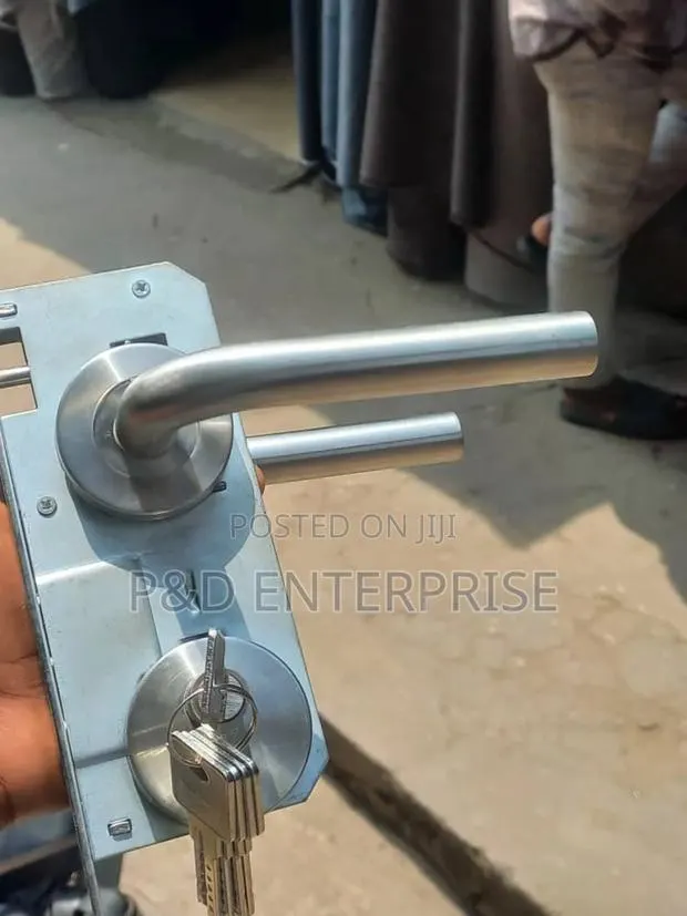Quality Security Door Lock. · Photo 1
