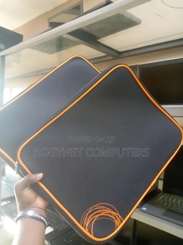 Affordable Laptop Bags · Photo 1