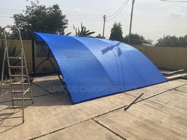 Car Canopy to Protect Hush Weather · Photo 1