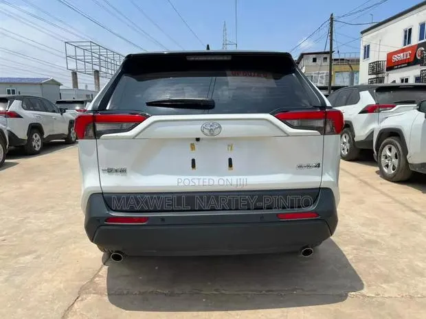 New Toyota RAV4 2025 White