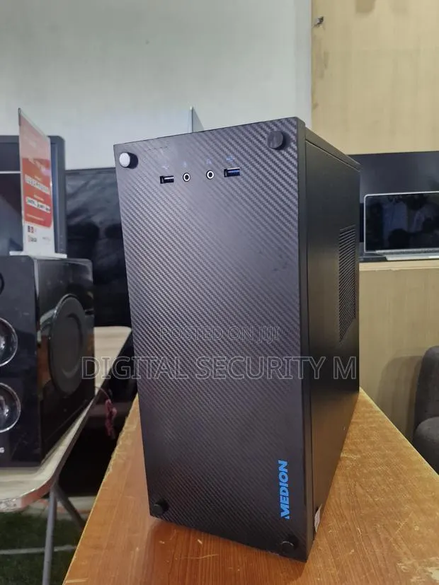 Desktop Computer 8GB Intel Core i5 SSD 256GB · Photo 1