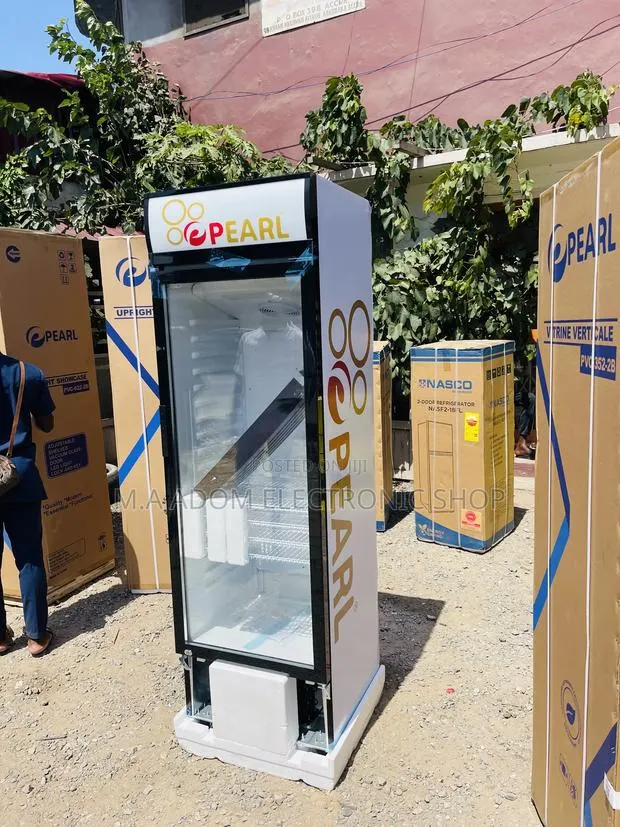 Quality Yet Affordable Pearl PVC 352 300L Display Fridge. · Photo 1